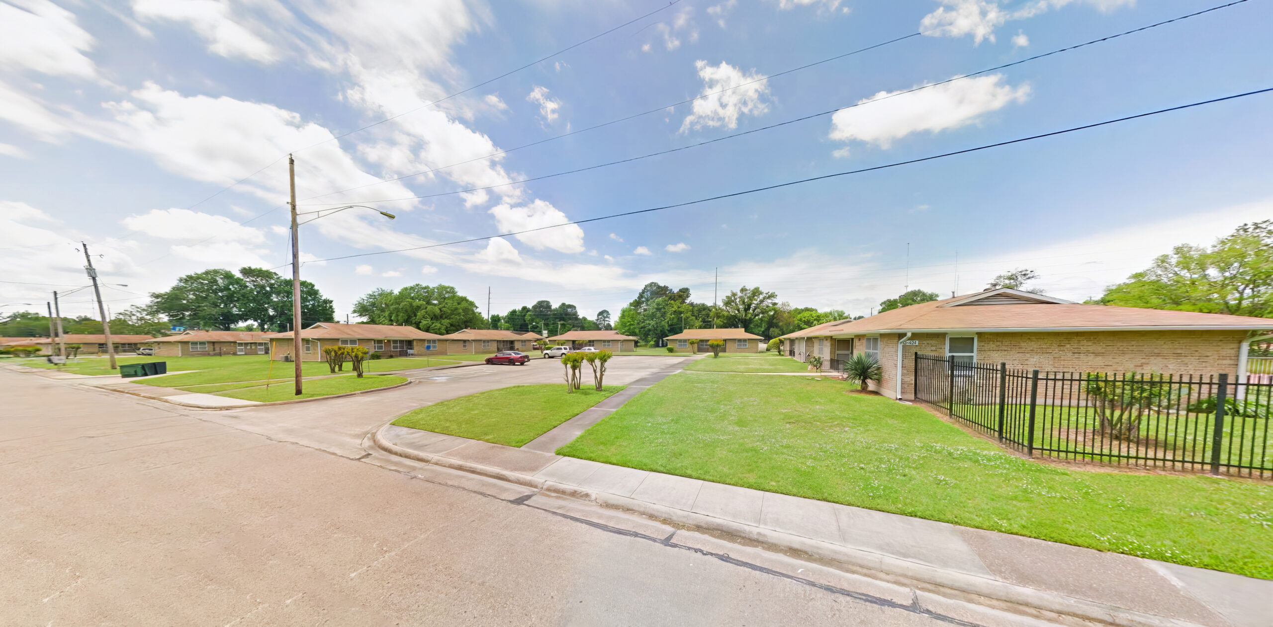 Streetview5-2-topaz-denoise-enhance-2.6x